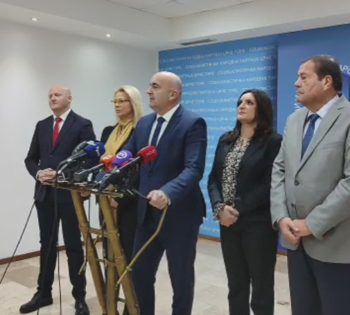 SNP UVJERAVA: Nikada nećemo ići protiv interesa Srpske pravoslavne crkve
