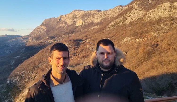 ZAJEDNO POD OSTROGOM Gradonačelnik Nikšića razgovarao sa Novakom Đokovićem