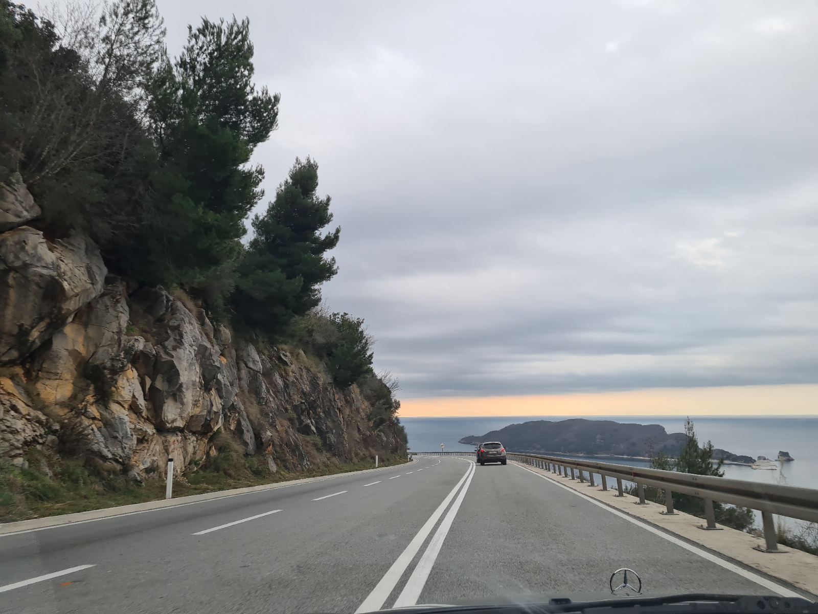 STANJE NA PUTEVIMA Oprez zbog sitnijih odrona