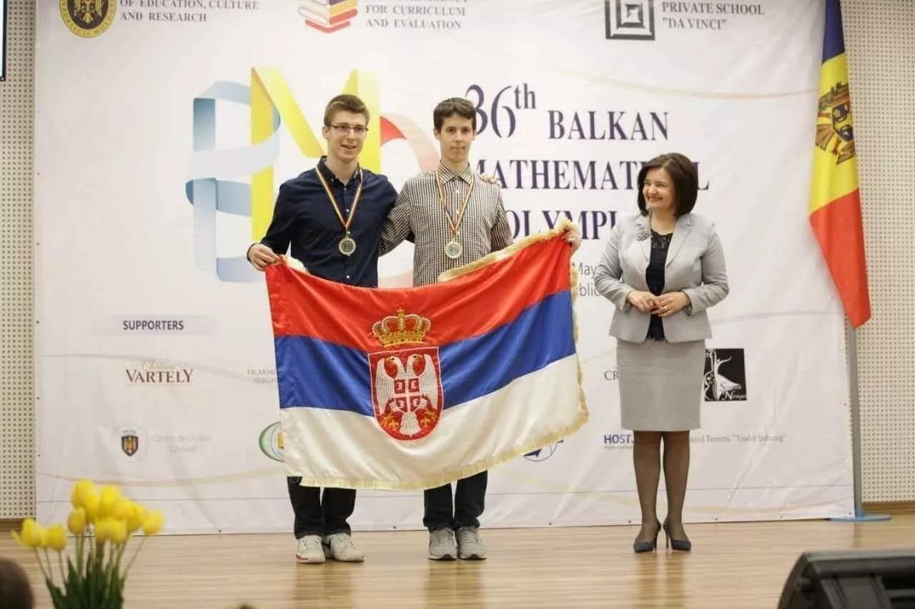 DJEČAK KOJI JE POKORIO SVIJET! Srpski matematički genijalac oduvao svjetska takmičenja: Sledeći podvig – Hong Kong!