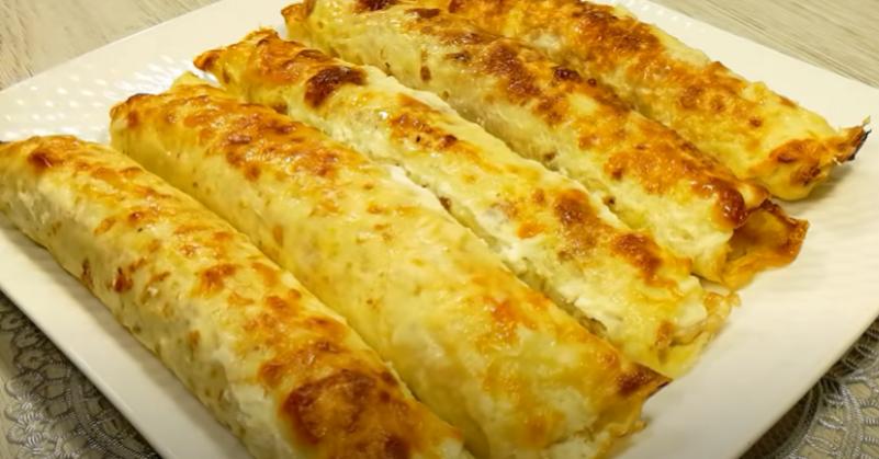 BOLJE OD PITE, A BRŽE SE I SPREMAJU: Zapečene palačinke sa piletinom i sirom (VIDEO)