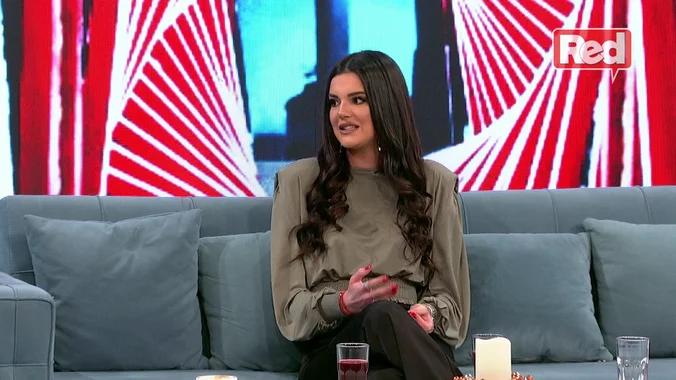 'DOBRO JE DRESIRAN I SLUŠA KOMANDE!' Jovana osula paljbu po Dejanu zbog Dalile! Oštro analizirala SKANDAL sa dočeka! (VIDEO)