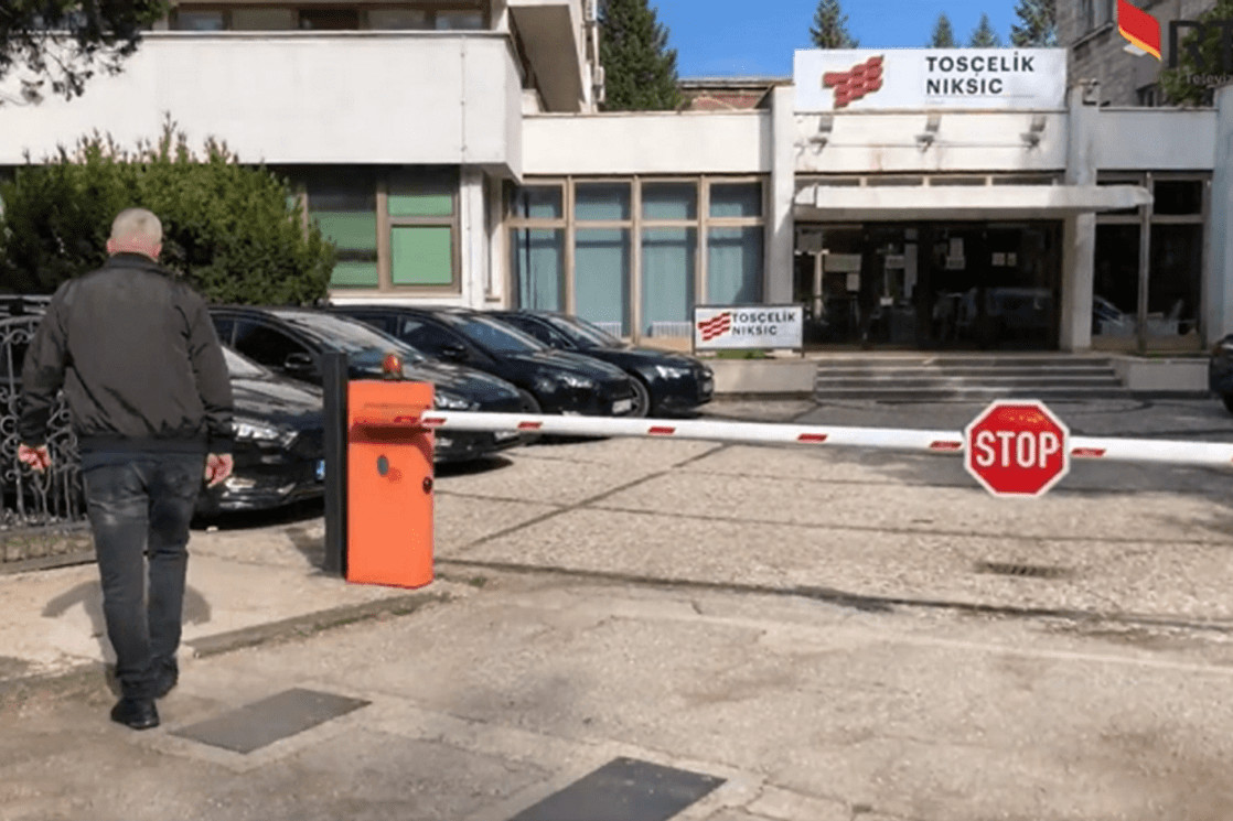 DIO RADNIKA DISKRIMINISAN! Zaposleni tvrde: Toščelik nije svima uvećao zarade po programu EVROPA SAD