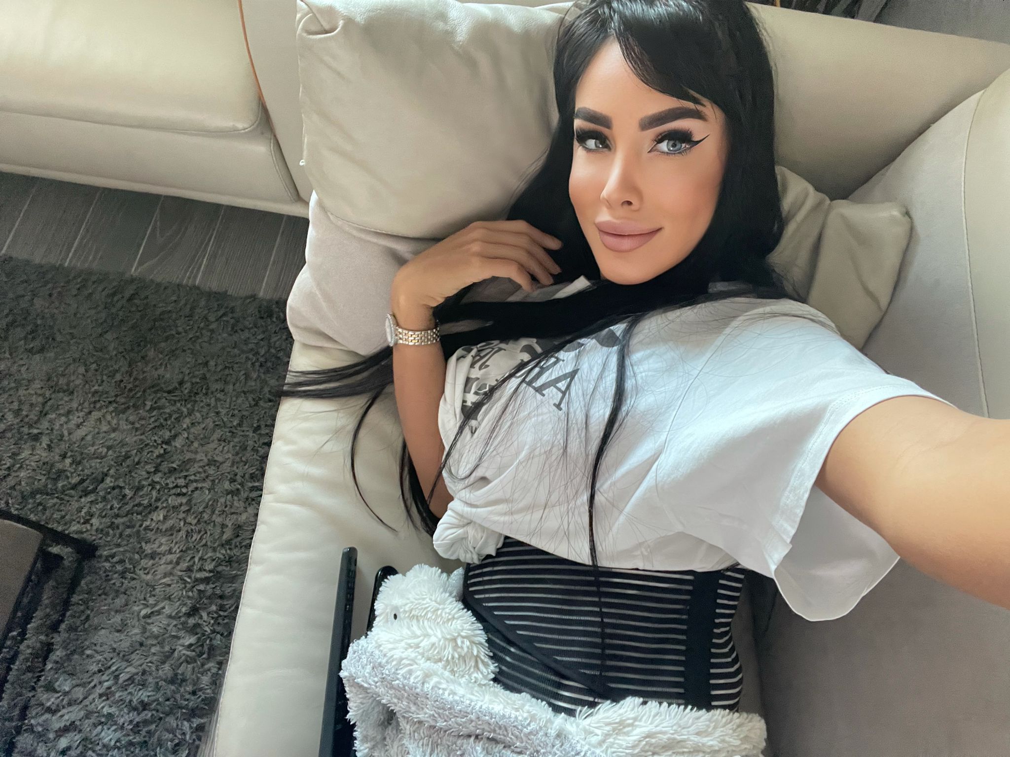 PRVA IZJAVA NAKON OPERACIJE! Aleksandra Subotić: Bilo je KRITIČNO, doktori su mi dali jake ljekove protiv bolova (FOTO)