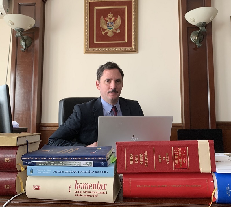 ČARMAK: Neki su vršili pritisak da se Odluka o državljanstvu ne objavi u Službenom listu
