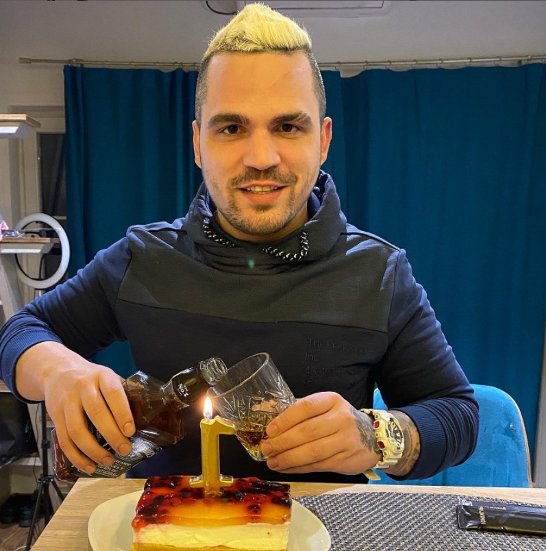ČOLAK NAPUSTIO ZADRUGU! Veliki šef poslao hitno saopštenje! (VIDEO)