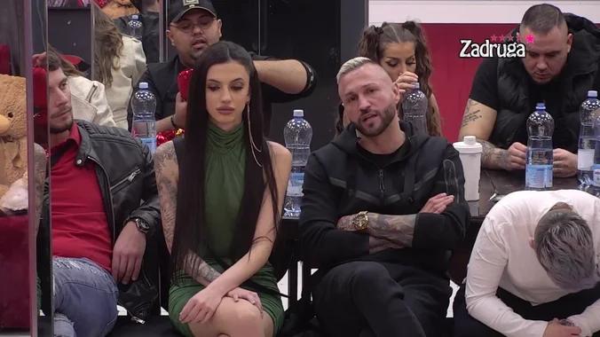 POSJEDUJE NJENE INTIMNE SNIMKE! Monika pala u vatru, pa zaprijetila Tari da će joj skinuti masku! (VIDEO)