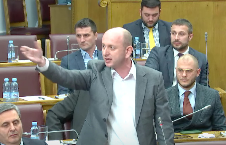 KNEŽEVIĆ NIMANBEGUU: Ne možete da nas prevaspitavate na način na koji mislite da može da se realizuje politička prevara