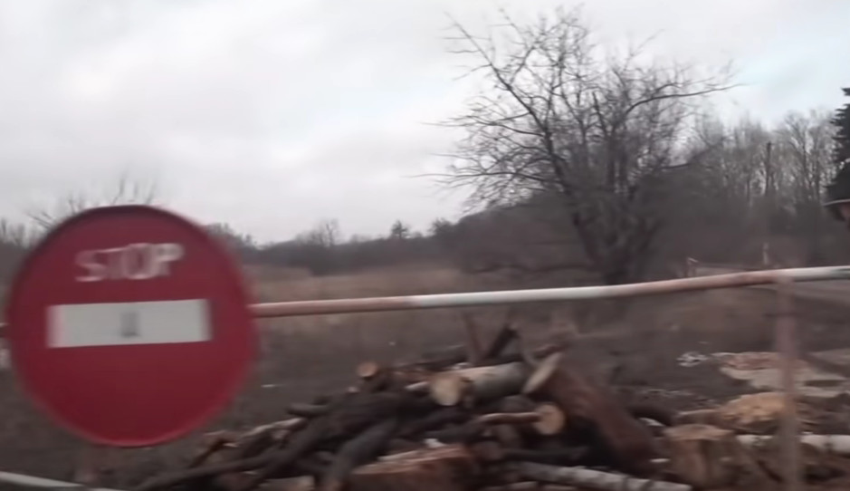 UZNEMIRUJUĆE Otkrivene masovne grobnice u Donjecku i LNR (FOTO)