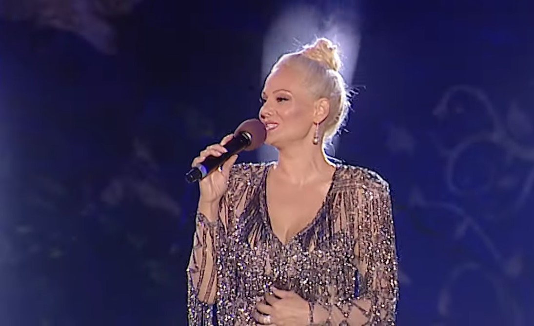 KAD BI ŠABAN MOGAO DA JE VIDI! Ilda pjevala u Skadarliji!