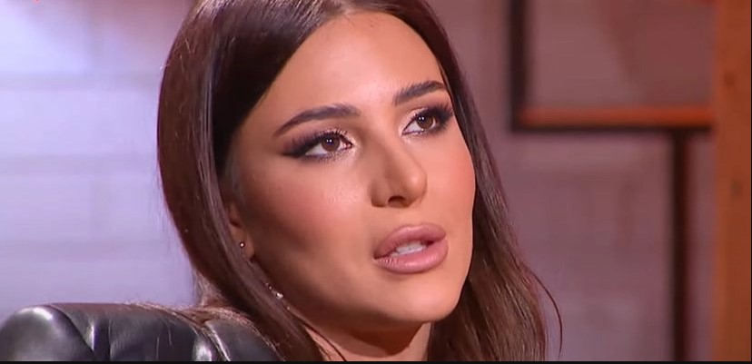 CECINA ĆERKA U BIKINIJU! Anastasija zapalila Instagram! Objavila fotke u minijaturnom kupaćem kostimu! (FOTO)