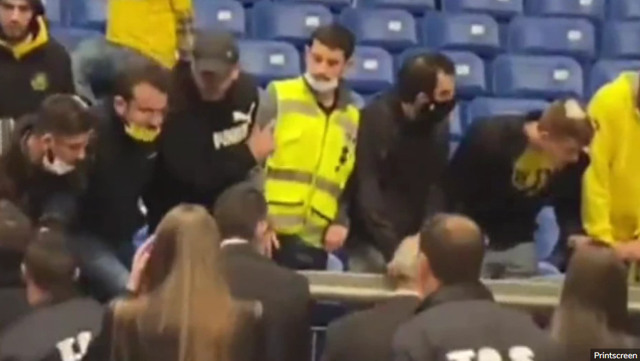 OPŠTI HAOS NAKON ISPADANJA IZ KUPA Navijači Makabija htjeli da upadnu u svlačionicu igračlima, došlo to tuče! (VIDEO)