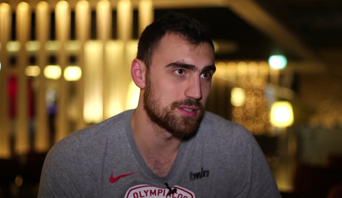 NAGRADA ZA SRBINA Milutinov MVP kola Evrolige!