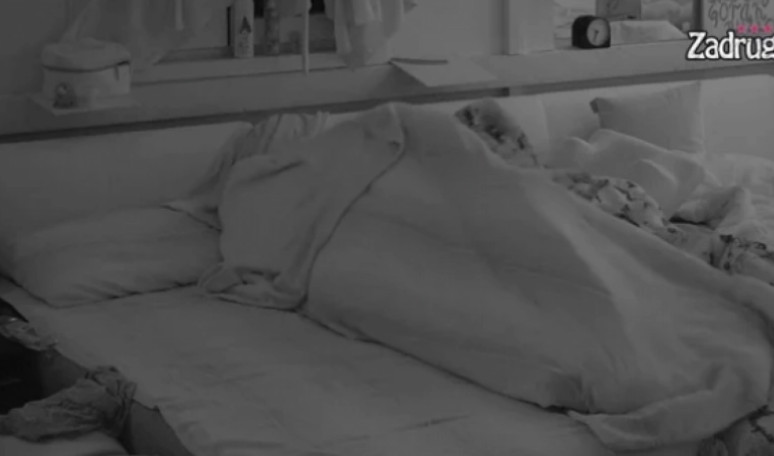 PROBUDILI POLA KUĆE Miljana zaboravila na Bebicu, ONA I ZOLA SE PREPUSTILI STRASTIMA