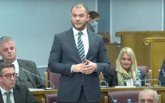 Vučinić: Teret sudbine fabrike od nacionalnog značaja mora ponijeti država