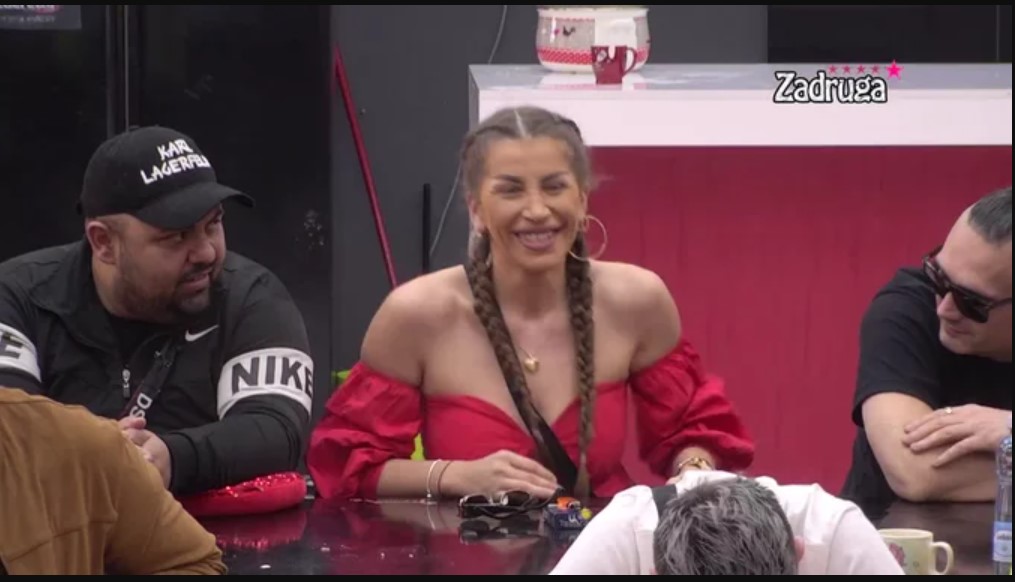 NE MOŽE VIŠE DA IZDRŽI! Dalila: "Volim Cara, u vezi smo!" (VIDEO)