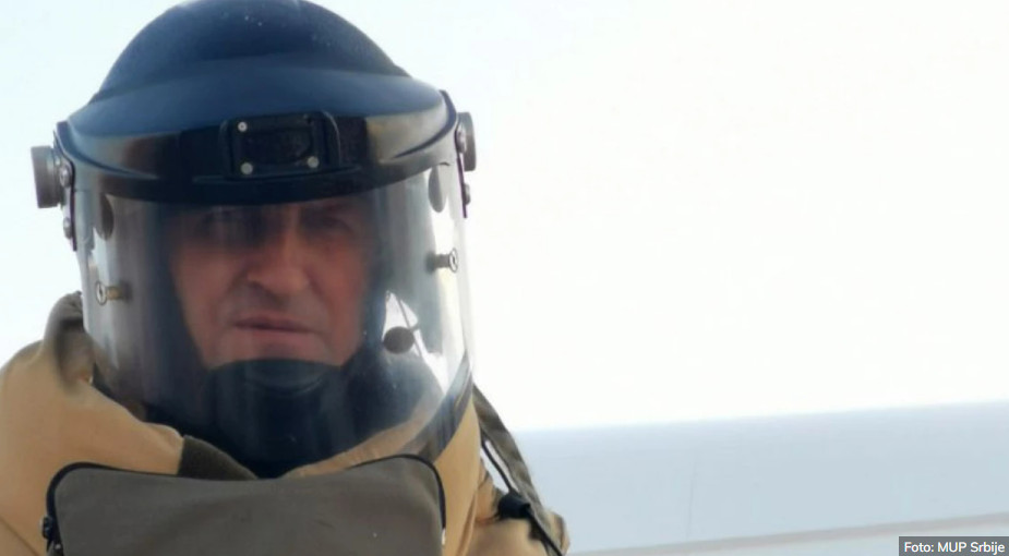 OGLASIO SE MUP Lažna dojava o bombi u avionu koji je iz Beograda letio za Moskvu (FOTO)