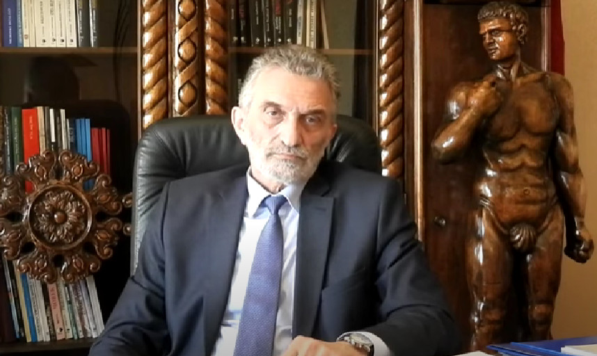 Bulajić: Abazović da vrati mandat i prekine dvomjesečnu agoniju