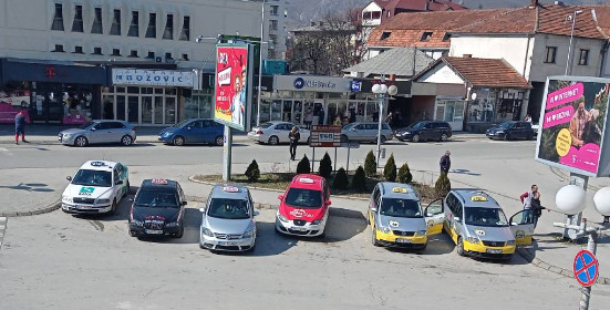 TAKSI I AUTOBUSKI PREVOZ: Cijena vožnje nepromijenjena, POSLOVANJE NEODRŽIVO