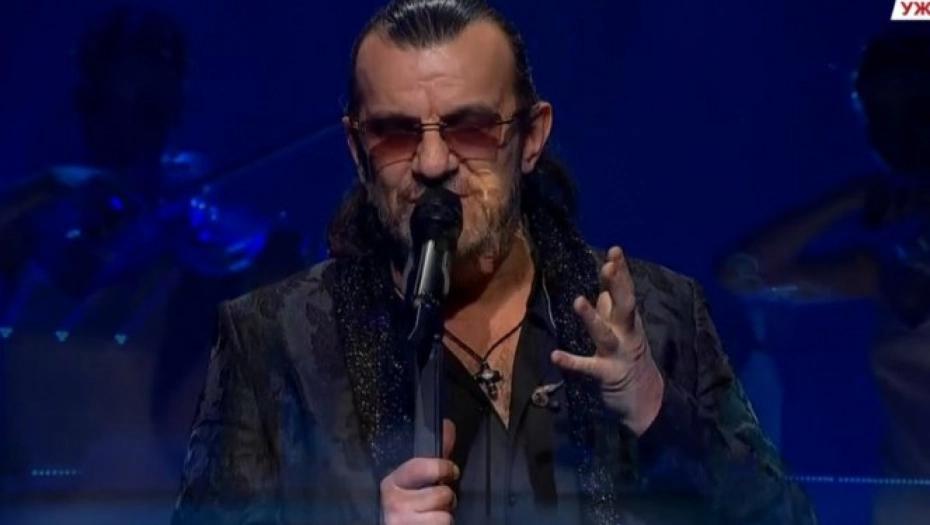 SPREMA SPEKTAKL! Aca Lukas se oglasio pred večerašnje veliko finale! (FOTO/VIDEO))