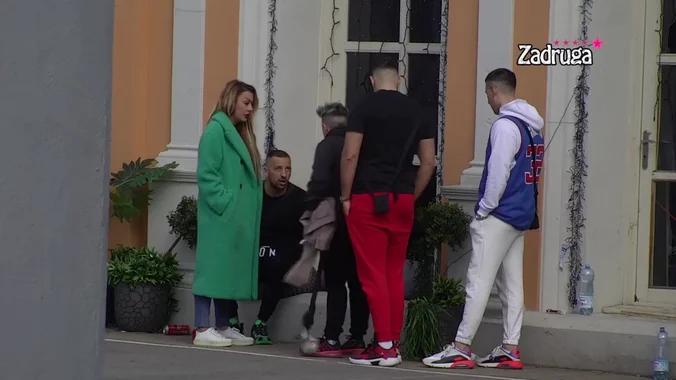 RIJEŠILA DA SE OBRAČUNA SA NJIM! Matora zaprijetila šamarima Dinu zbog MC Aleks! (VIDEO)