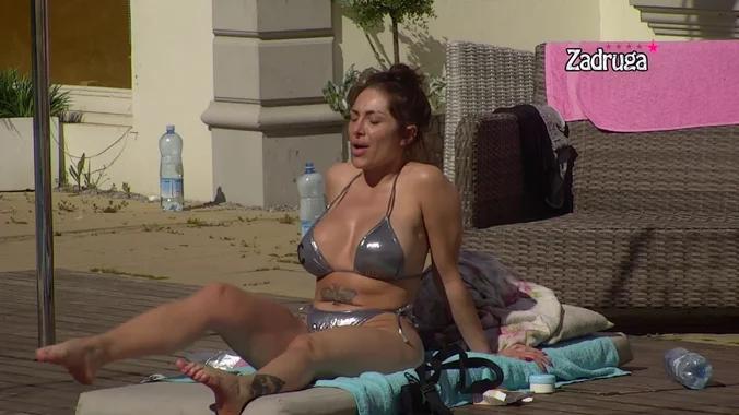 ONA UŽIVA U SVOM STILU! Irma pokazala zanosne obline (VIDEO)