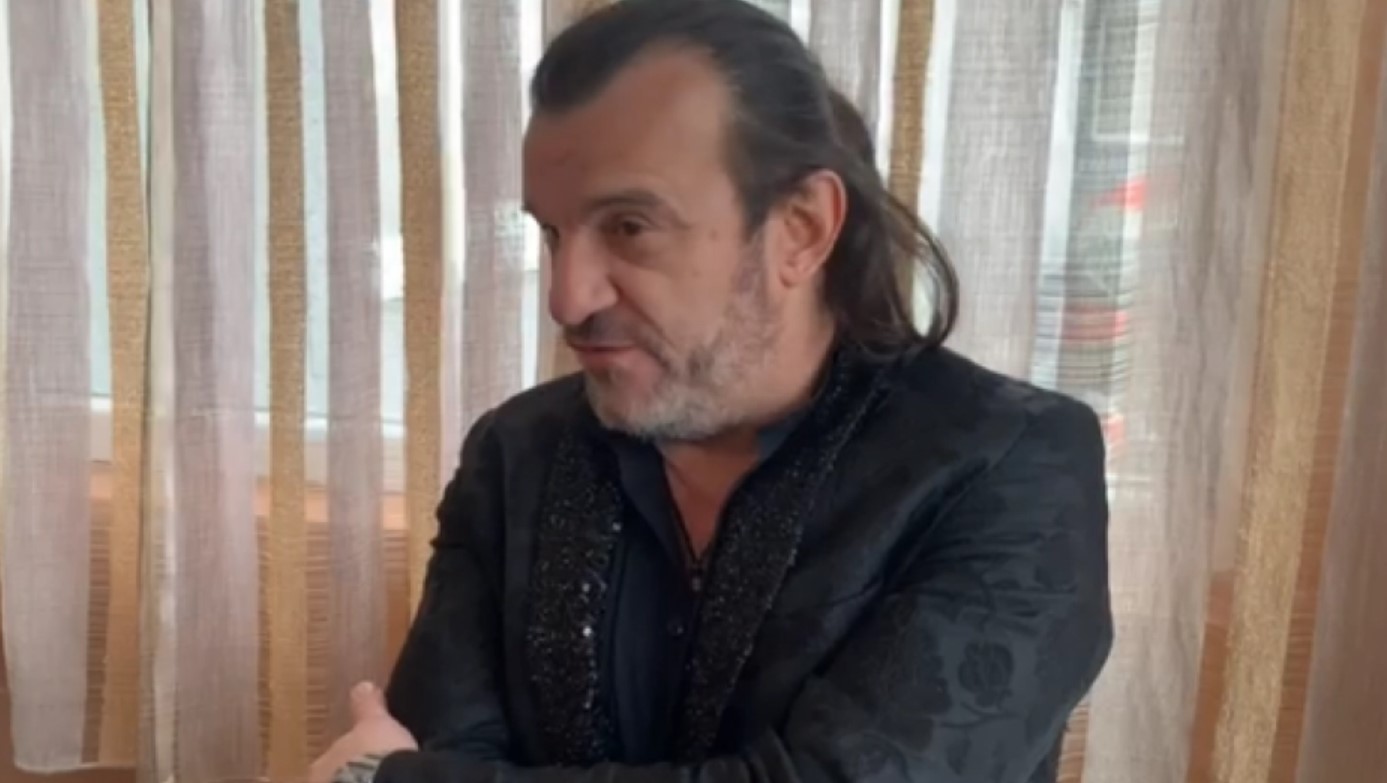 PRIMAM TERAPIJU Oglasio se Aca Lukas iz bolnice i otkrio u kakvom je stanju