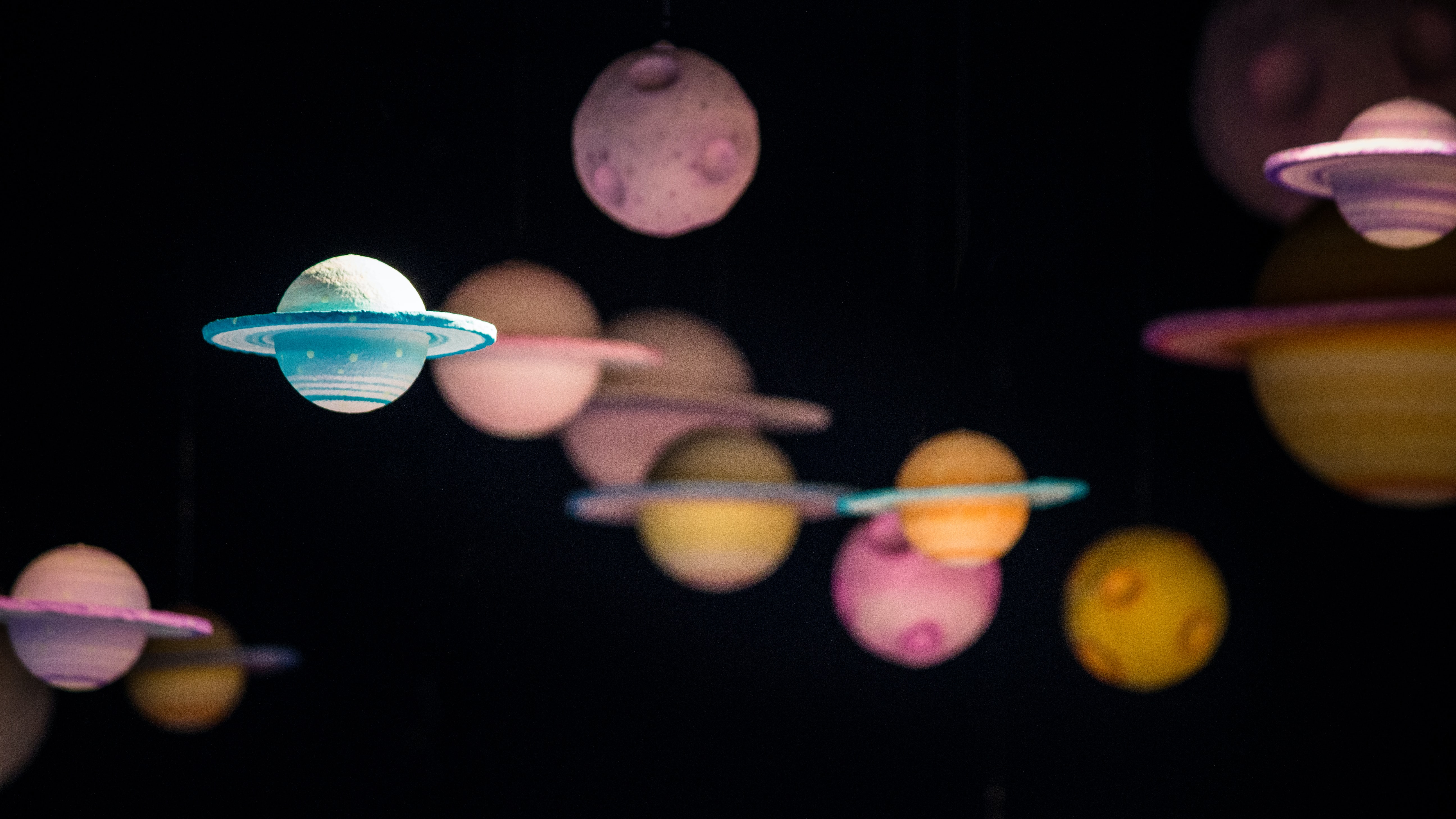 ASTROLOZI OTKRIVAJU Koja planeta vlada vašom godinom rođenja?