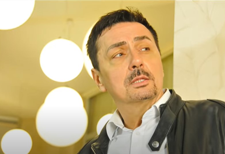 KEBA SE ULEPŠAVA ZA SITNIŠ! Dragan Kojić ima bjuti trik za samo 50 dinara i to radi svako jutro