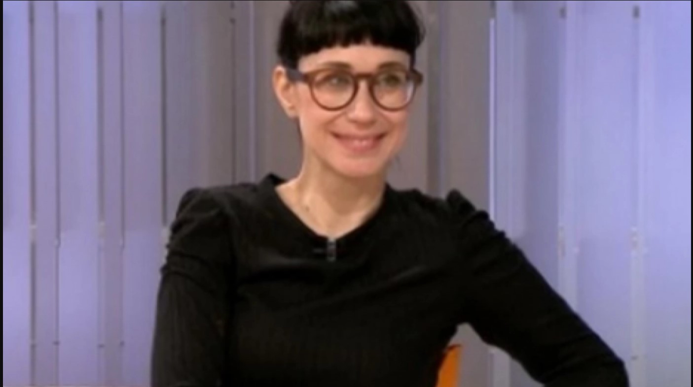 NE ŠALJITE NIŠTA, NE OTVARAJTE PORUKE! Konstrakta objasnila kako su joj hakovani profili! (FOTO)