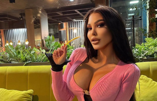 ŠOKANTNA TRANSFORMACIJA! Evo kako je Maja Marinković izgledala prije svih plastičnih operacija (FOTO)