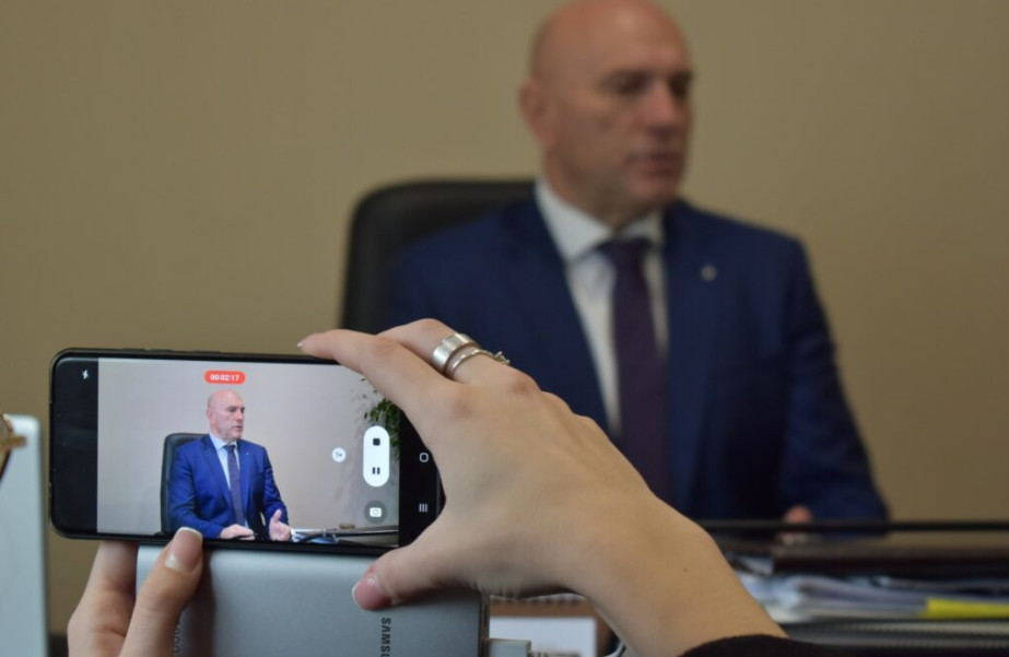CAREVIĆ ČESTITAO 8. MART Žene su bile i ostale najveći oslonac svake porodice i cjelokupnog društva!