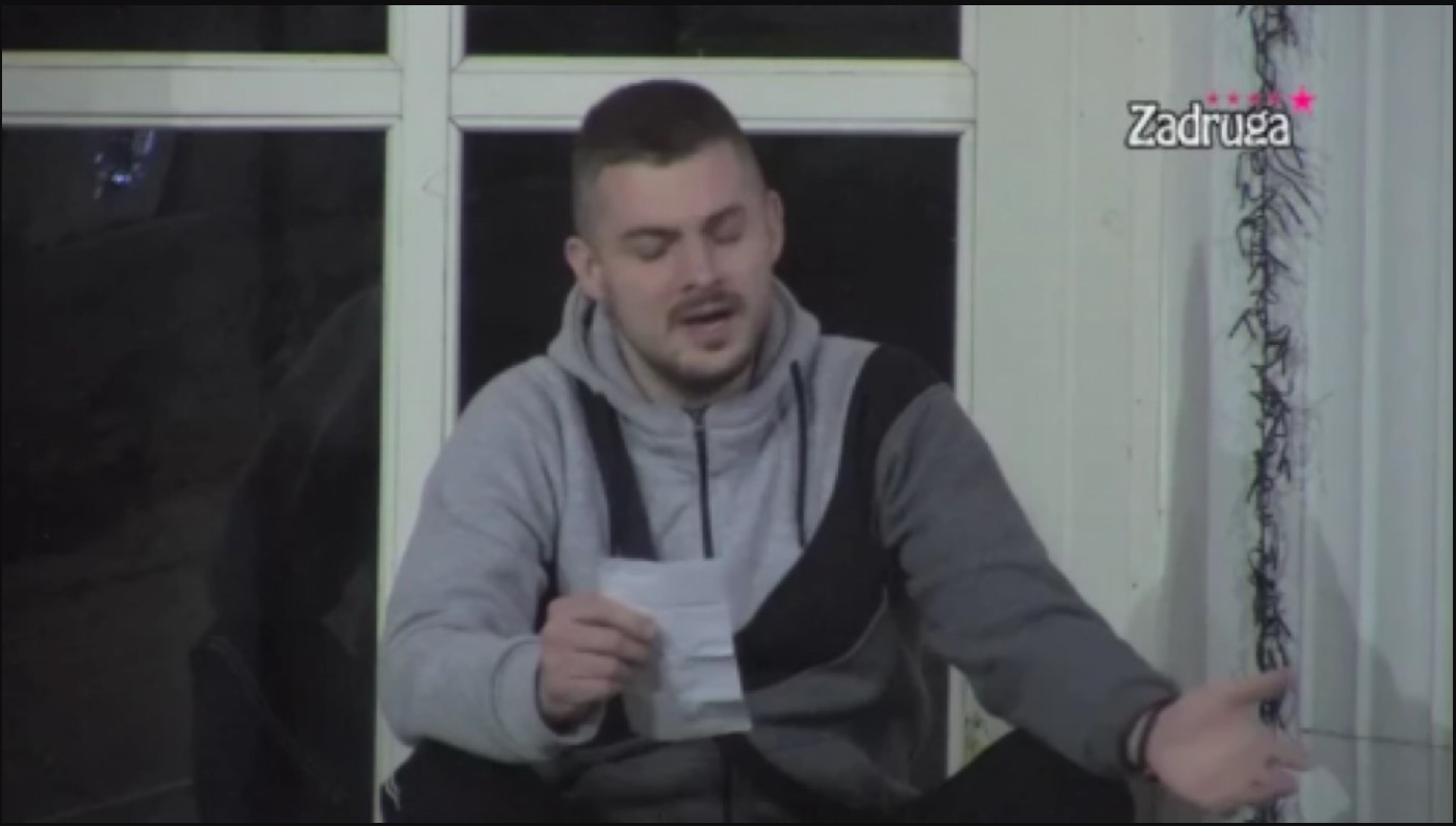 NEMA SRAMA! Gruja piše stihove ženi koju javno vara!