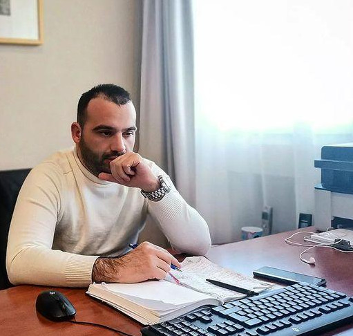 ''Milosrdni anđeo'' od kog se nemilosrdno zatresla čitava zemlja!
