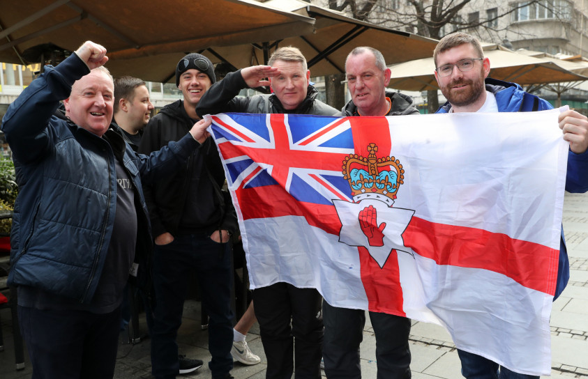 ŠKOTI PREPLAVILI BEOGRAD Navijači Rendžersa piju pivo, uživaju u srpskoj hrani... (FOTO GALERIJA)