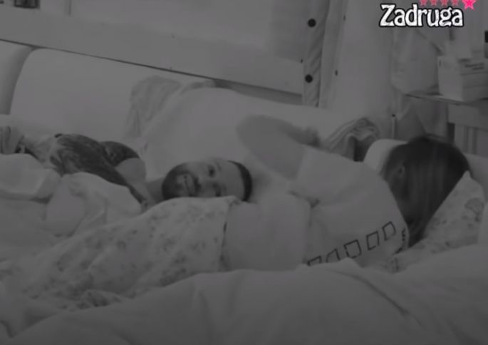 TARA JE KONAČNO ZABORAVLJENA Martina se uvukla u krevet kod Ša, nova romansa se rađa!