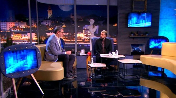 OVO JE PJESMA KOJU VUČIĆ NARUČUJE U KAFANI Predsjednik Srbije rekao zašto baš ta numera i nasmijao sve u studiju
