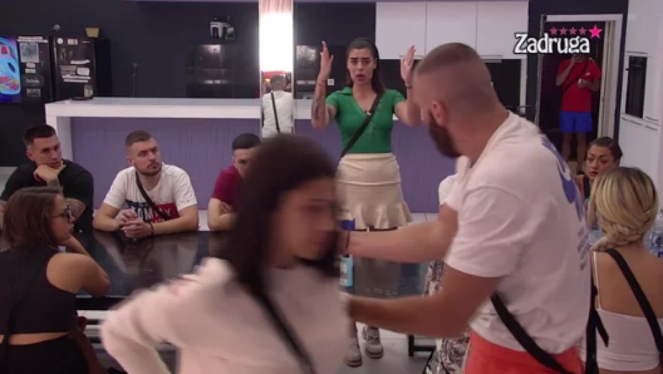 OČI U OČI Mina predočila sve dokaze protiv Milice Veselinović, Mensur nije znao šta ga je snašlo