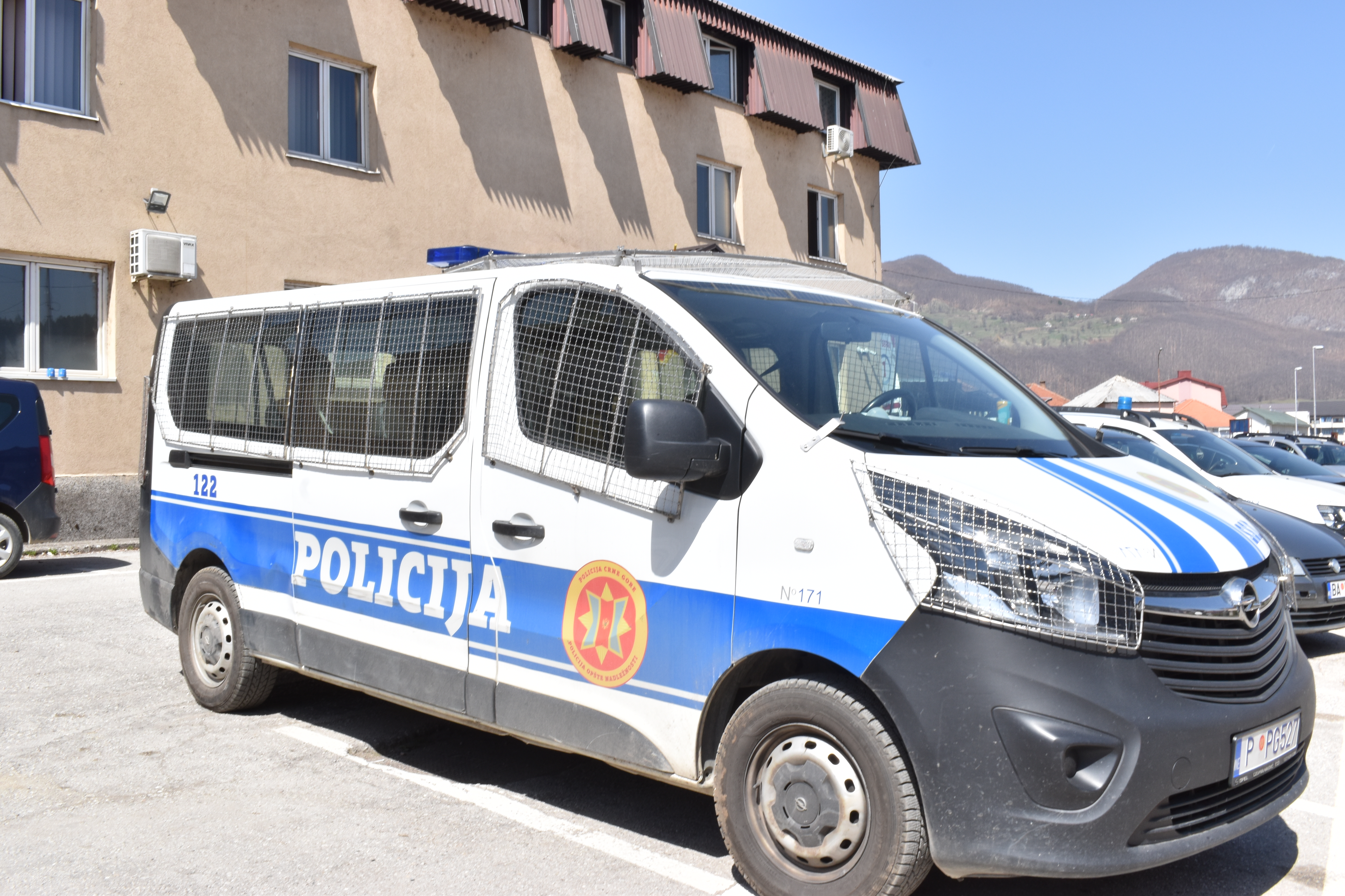 ZA 24 SATA OSAM SAOBRAĆAJNIH NEZGODA: Jedna osoba teže povrijeđena, pet lakše