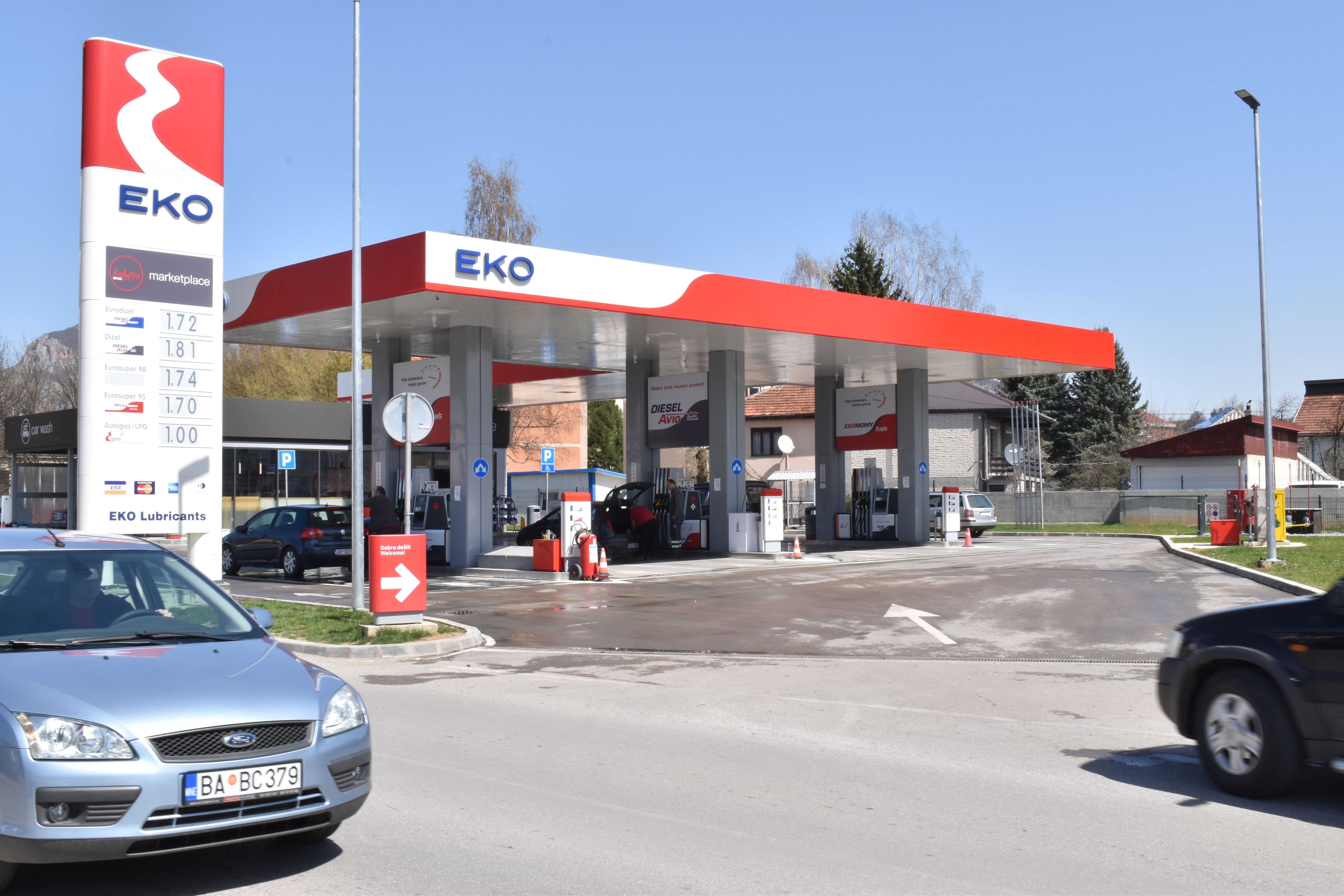 Cijene eurosupera 95 i eurodizela niže od prosjeka u regionu