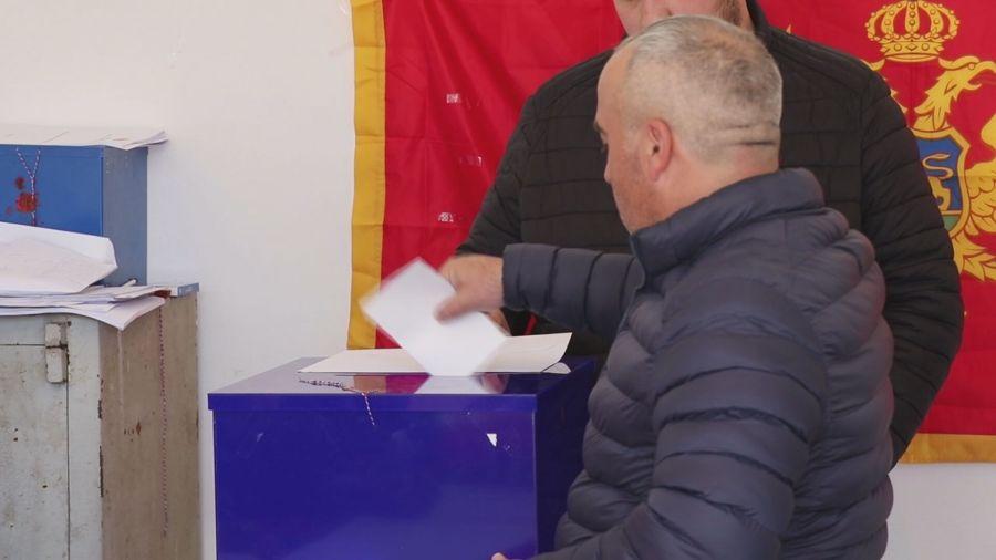 Godina prođe, izbori u Šavniku nikad!
