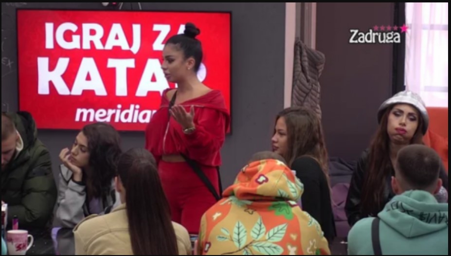 IZGIBOŠE OKO CARA! Ana napala Sanju, Grujićeva joj odbrusila da ne odustaje!
