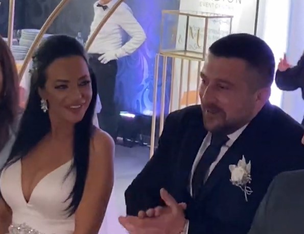 PORODILA SE JELENA PEŠIĆ! Mladen Vuletić odmah objavio emotivnu fotografiju supruge i ćerkice iz bolnice (FOTO)