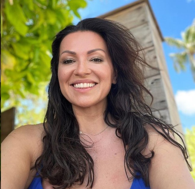NOĆ JE KOŠTA 50.000 EURA! Nina Badrić uživala o trošku Sandre Meljničenko na Maldivima! (FOTO)