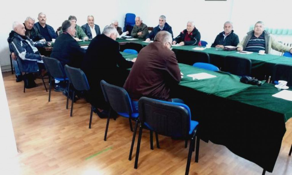 PENZIONERI OČAJNI Naš položaj je nezadovoljavajući, oni sa najnižim primanjima su na ivici siromaštva