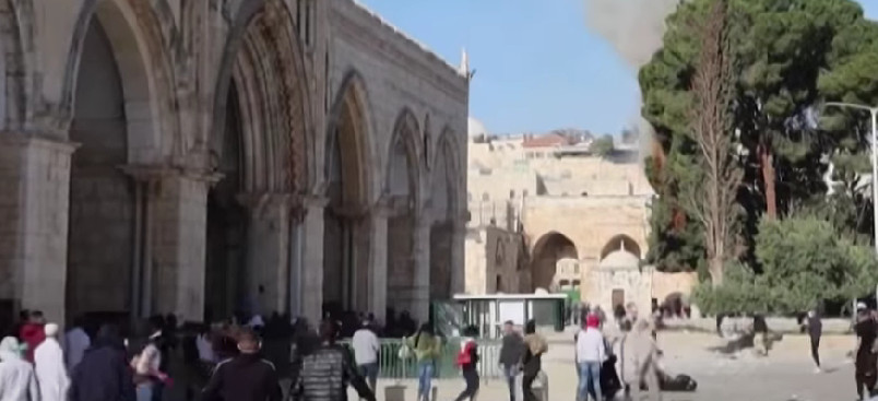 NEMIRI U AL AKSI U JERUSALIMU Povrijeđeno najmanje 12 Palestinaca