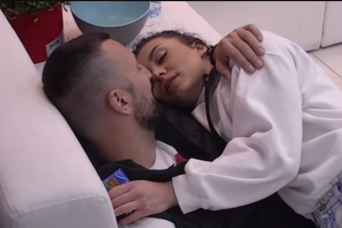 PAULA I TOMOVIĆ I DALJE POVEZANI! Evo šta se među njima dešava!