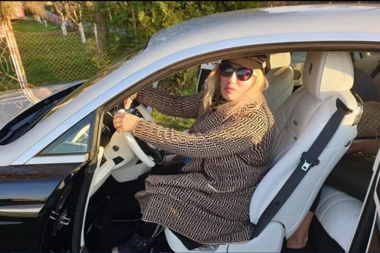ISTINA O ROLS-ROJSU! Nada Topčagić priznala da auto ipak nije njen!