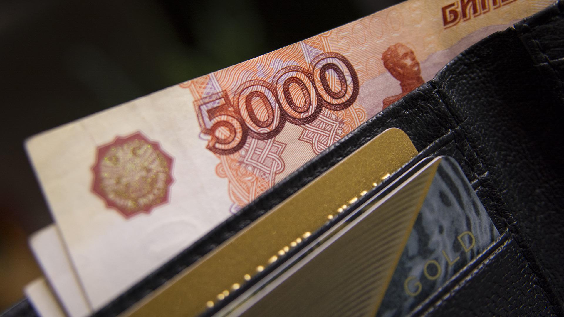 SANKCIJE NISU IMALE EFEKTA Rublja lider u jačanju prema dolaru
