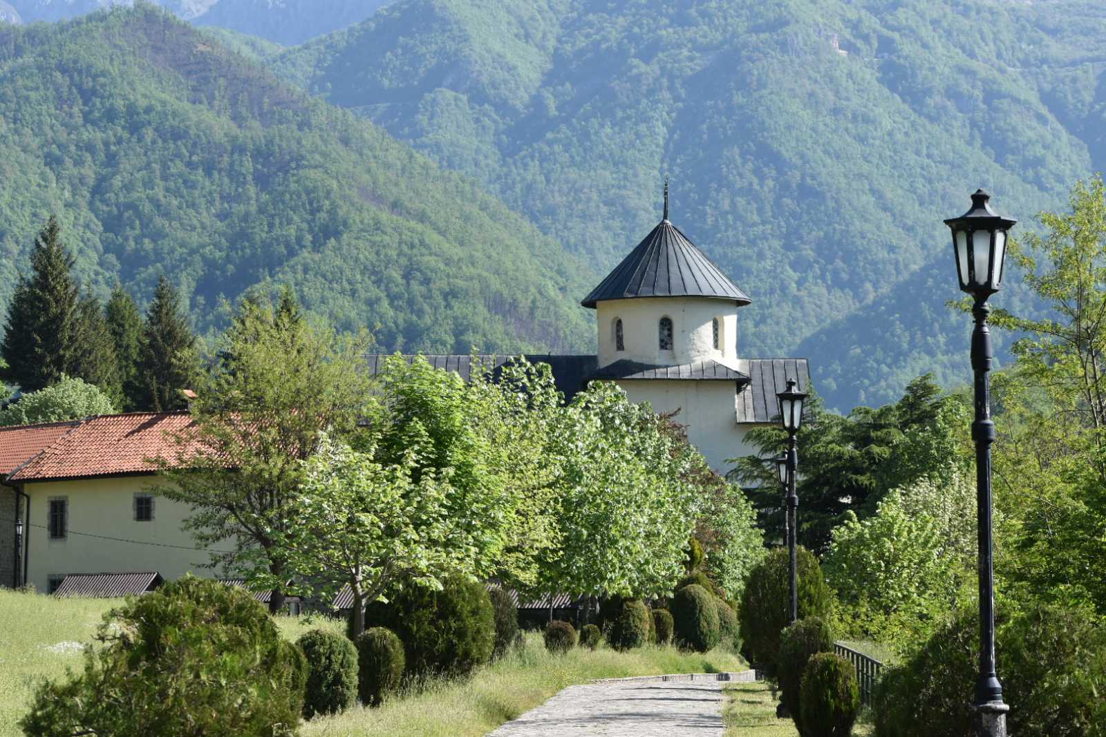 Vjernici danas slave SVETOG JOANIKIJA CRNOGORSKOG: Bio profesor u jednoj od najuglednijih škola